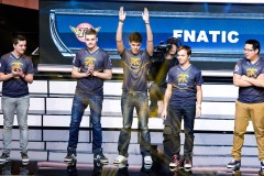 光与影：33号远征队》登顶PS商店评分榜